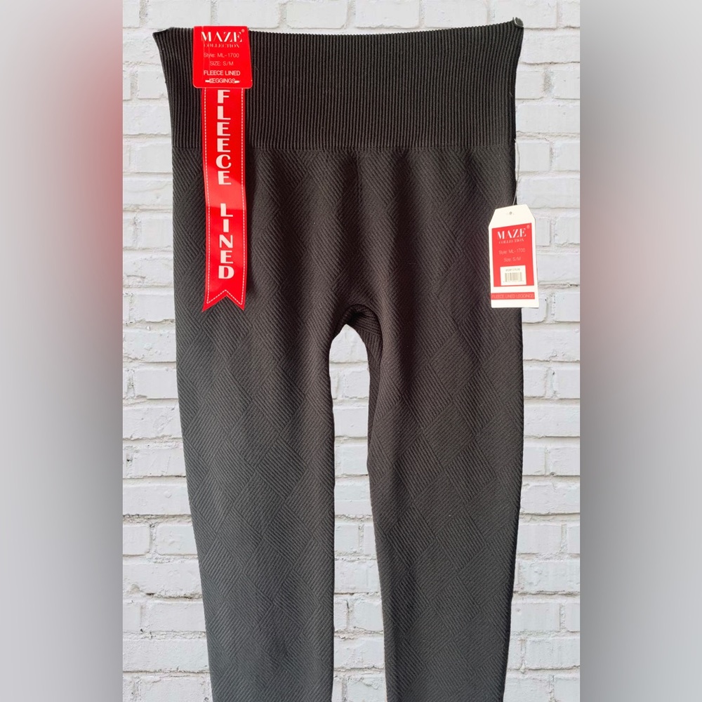 BLACK FLEECE LINED LEGGINGS NWT SIZE S-M